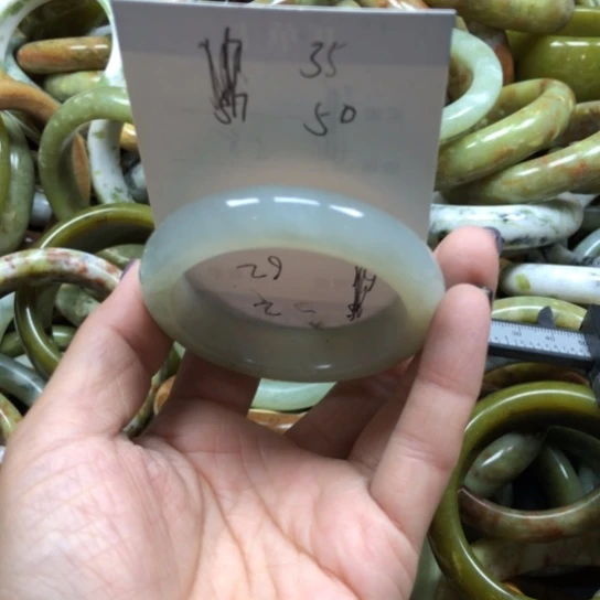 未镶嵌蛇纹石玉手镯