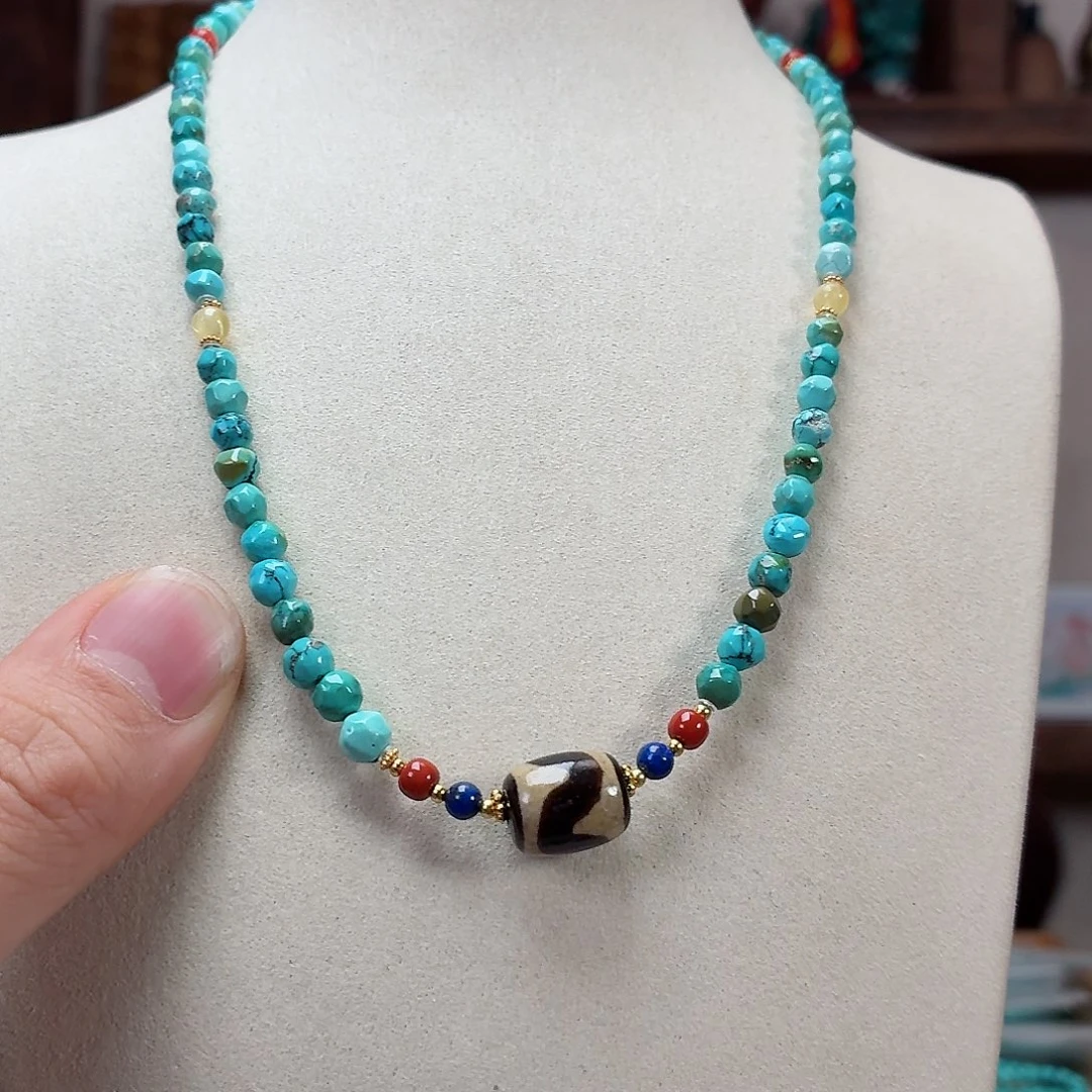 未镶嵌绿松石珠宝奇石