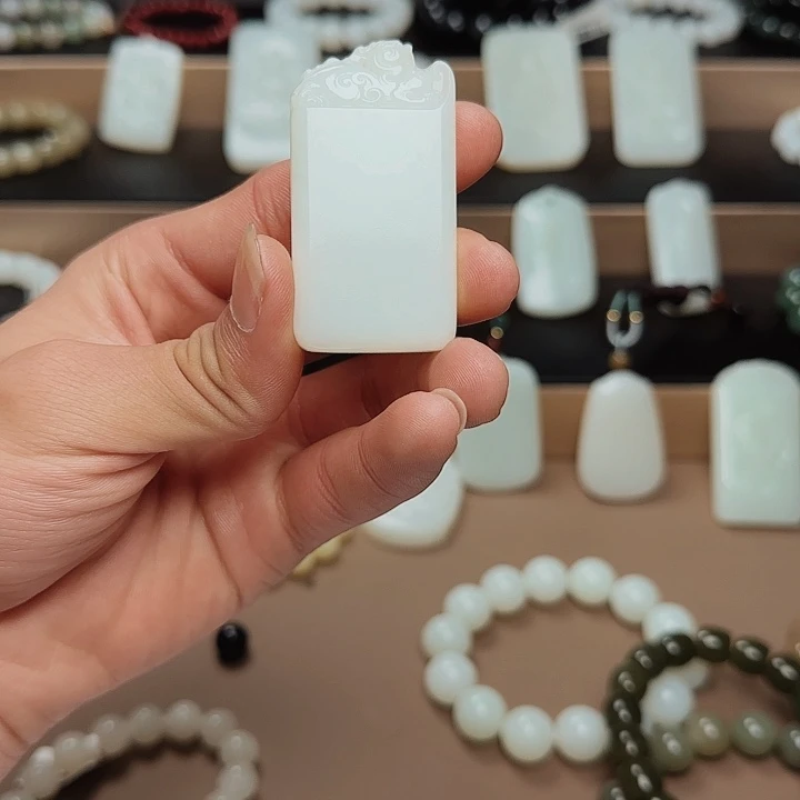 和田玉手链未镶嵌