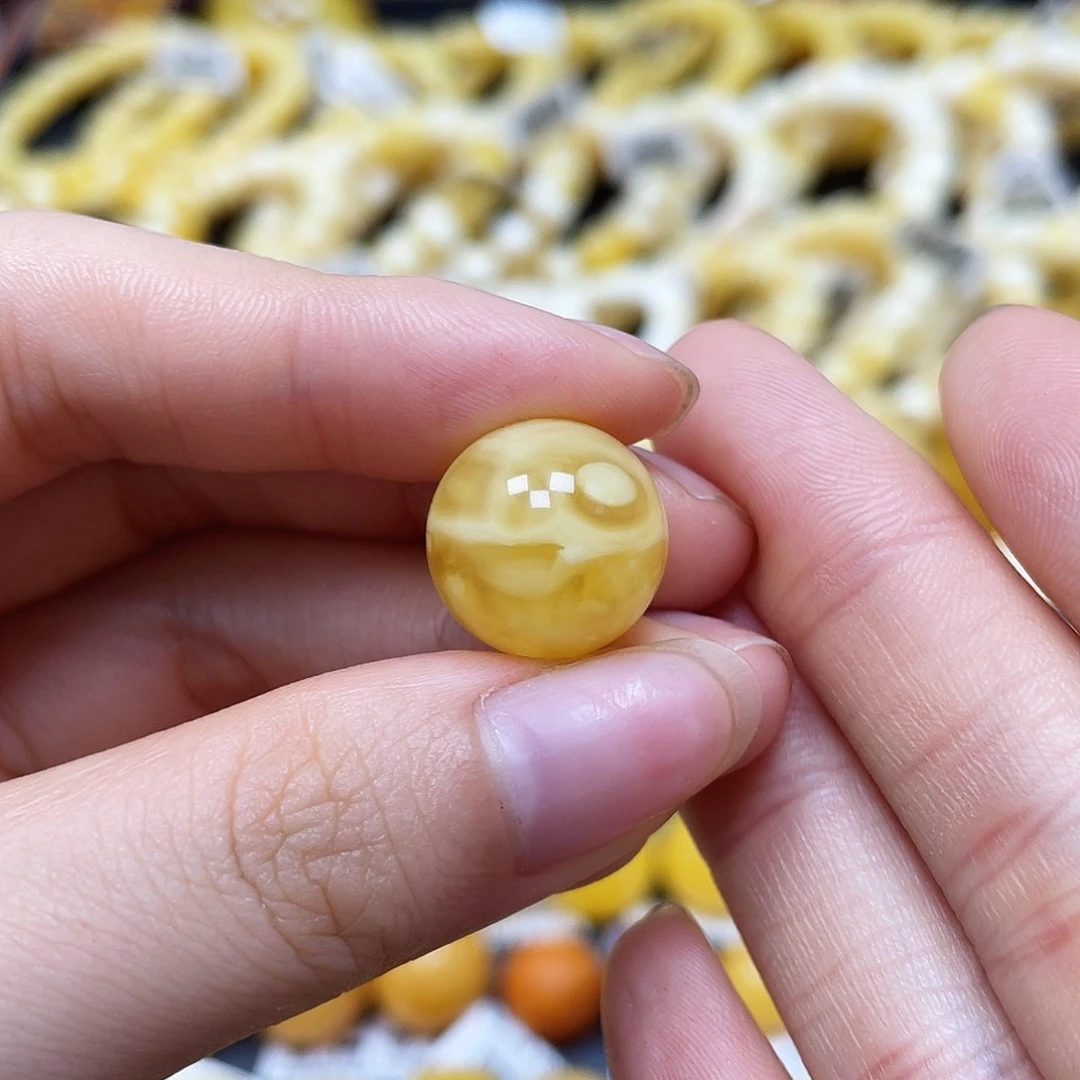 未镶嵌蜜蜡裸石沁色圆珠14.7mm冰片