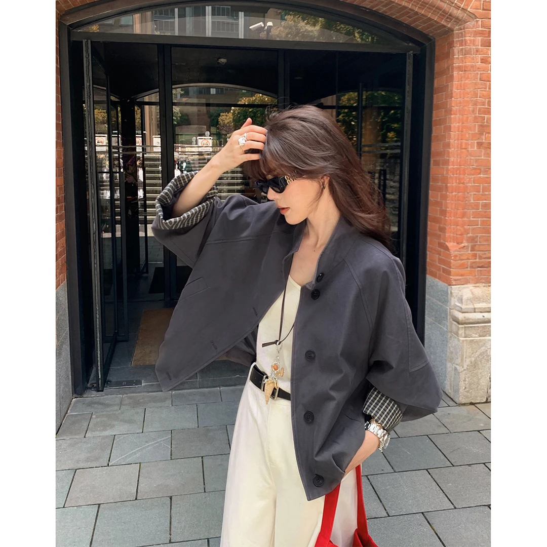 法式水泥灰高级感撞色格子外套宽松廓形短风衣女秋季气质立领上衣