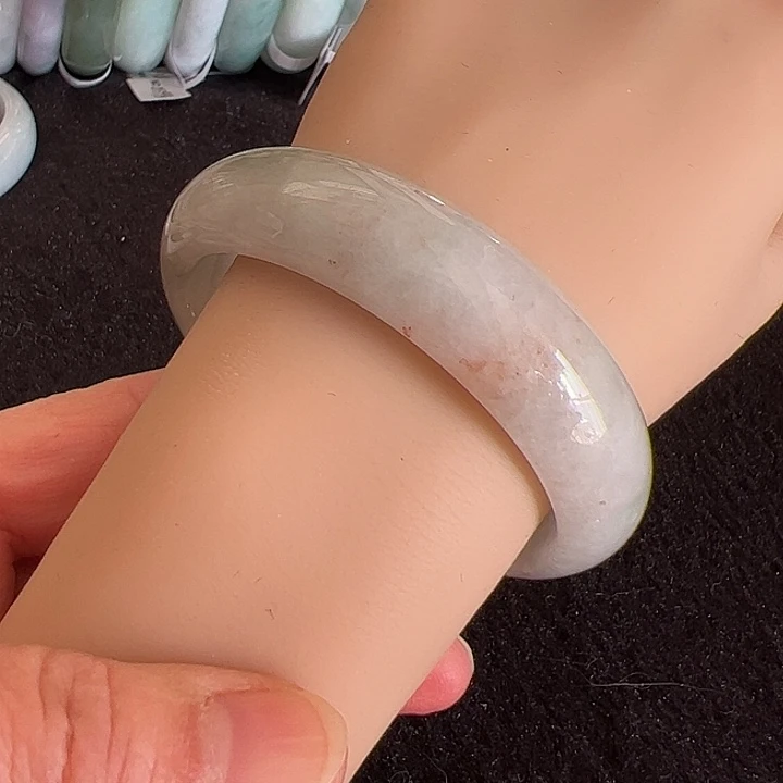 翡翠未镶嵌手镯编号52200圈口59