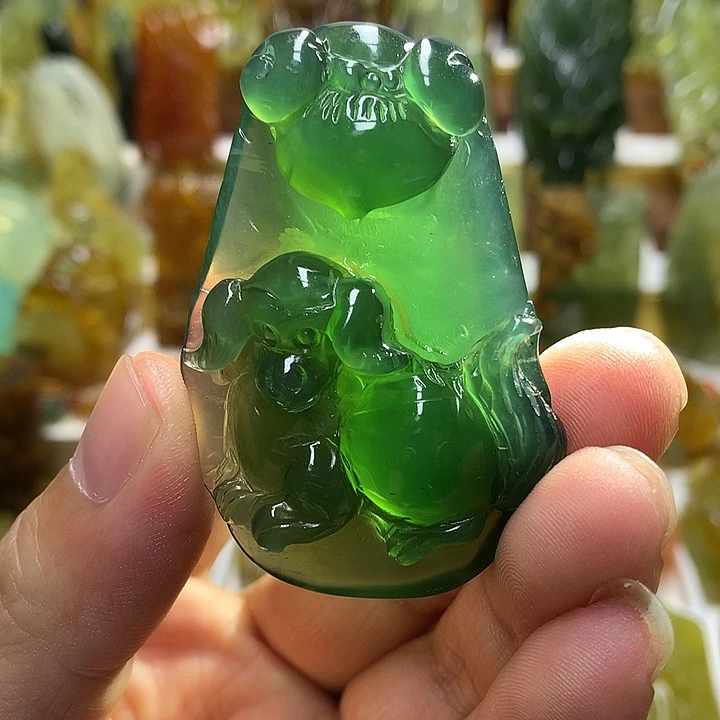 蛇纹石玉未镶嵌珠宝半成品