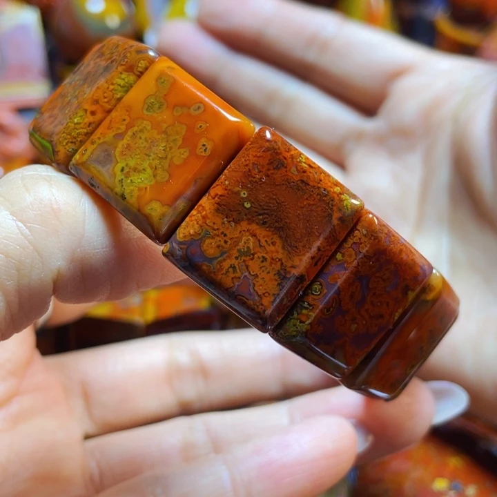 未镶嵌战国红手牌玛瑙/玉髓