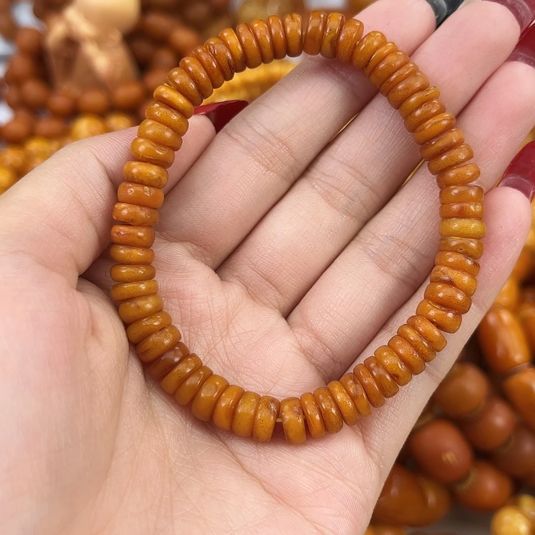 琥珀颈饰未镶嵌蜜蜡