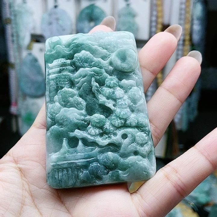 翡翠未镶嵌颈饰翡翠