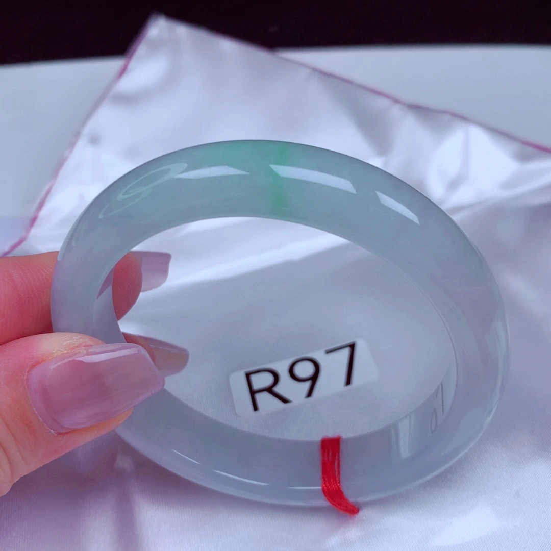 翡翠未镶嵌手镯手镯