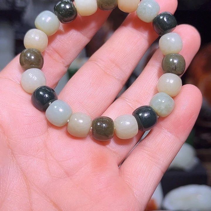 用***3和田玉未镶嵌套链