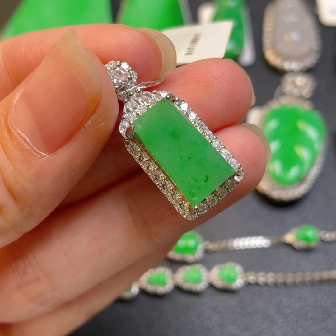 翡翠银S925镶嵌吊坠(不含链)