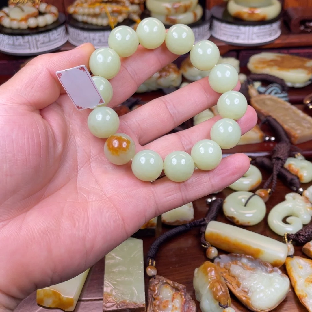 手链未镶嵌岫岩河磨玉（透闪石质玉）