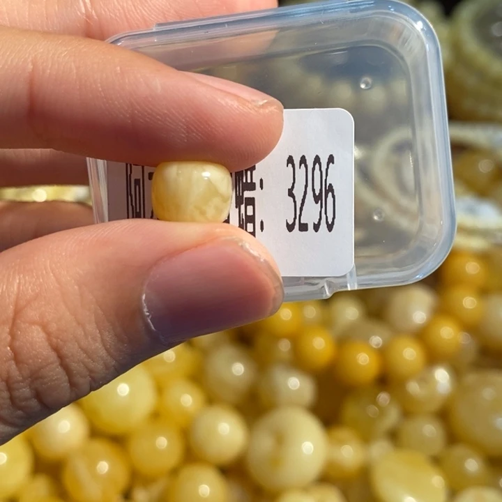 琥珀未镶嵌珠宝奇石3296
