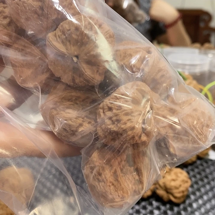 文玩核桃吊坠独**士