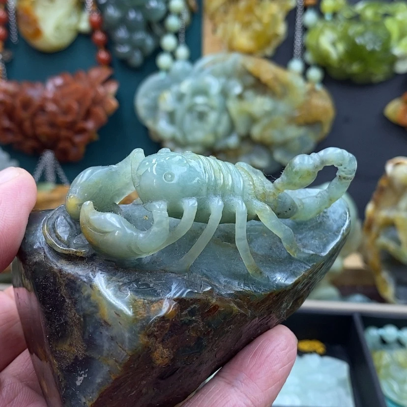 【闪购商品】未镶嵌蛇纹石玉摆件