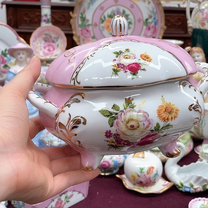 杯碟陶瓷摆件陶瓷