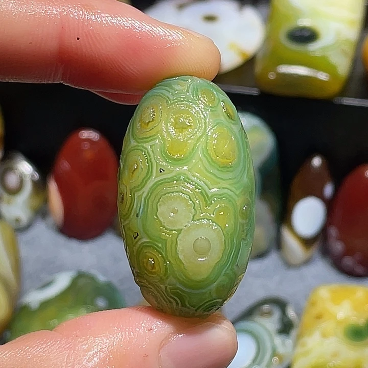 未镶嵌玛瑙/玉髓珠宝奇石