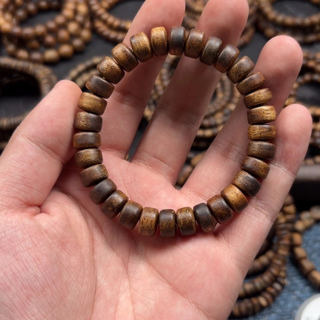 沉香手串乌身圆叶奇楠厚片珠单圈1.0