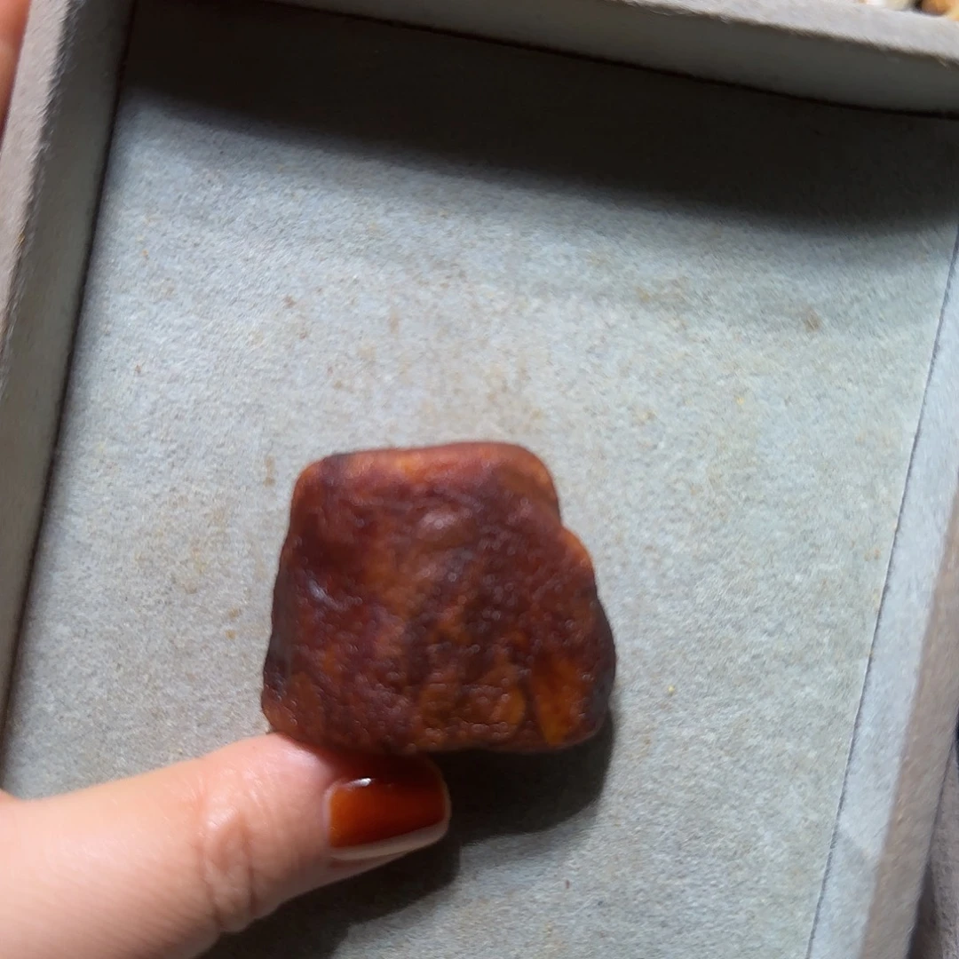 爱***月定制琥珀未镶嵌定制