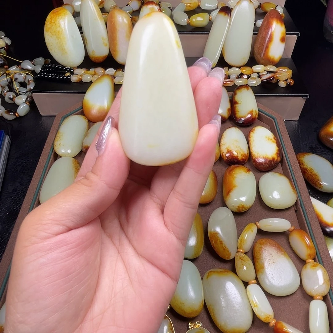 和田玉未镶嵌颈饰石***8