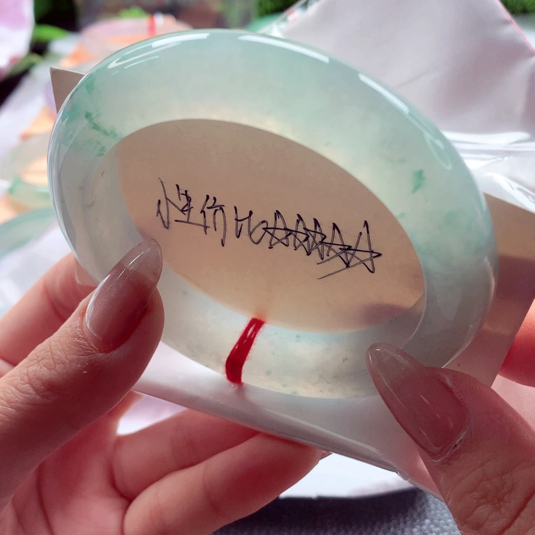 翡翠未镶嵌手镯师妹60.5轮胎清爽绿花炸光