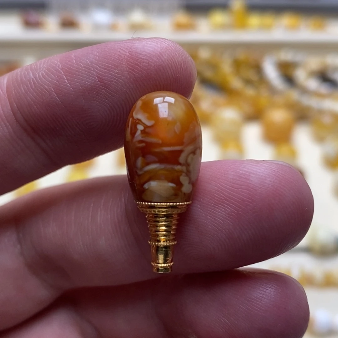 琥珀未镶嵌珠宝奇石