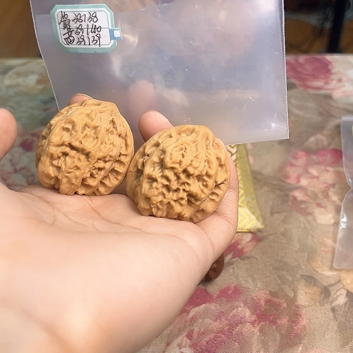 文玩核桃把件马蹄