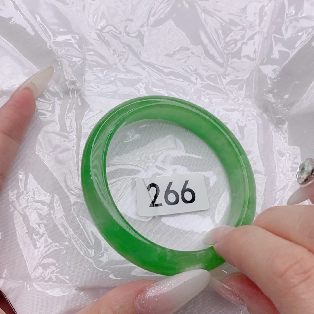 未镶嵌手镯翡翠F266