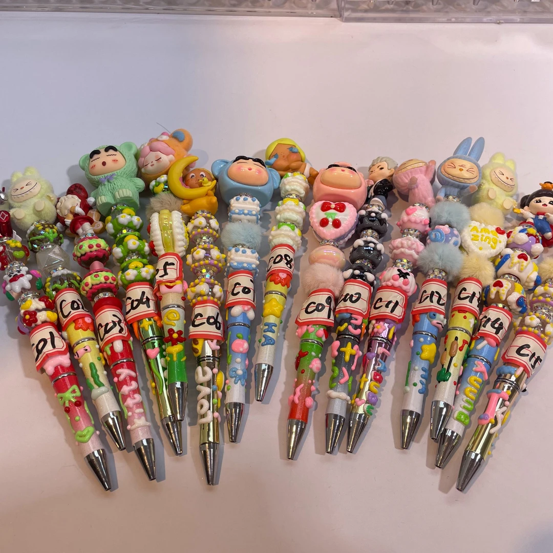 C创意萌粒串珠旋转圆珠笔奶油色重油马卡龙色系可换芯笔