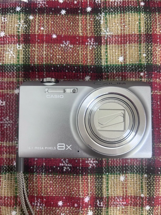 99新 Casio/卡西欧 z3000银色机皇网红机1610万像素