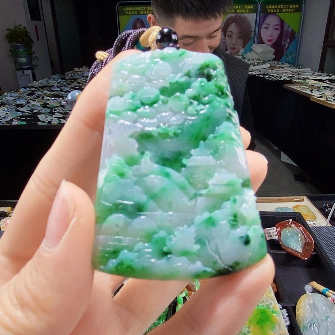 颈饰未镶嵌翡翠翡翠
