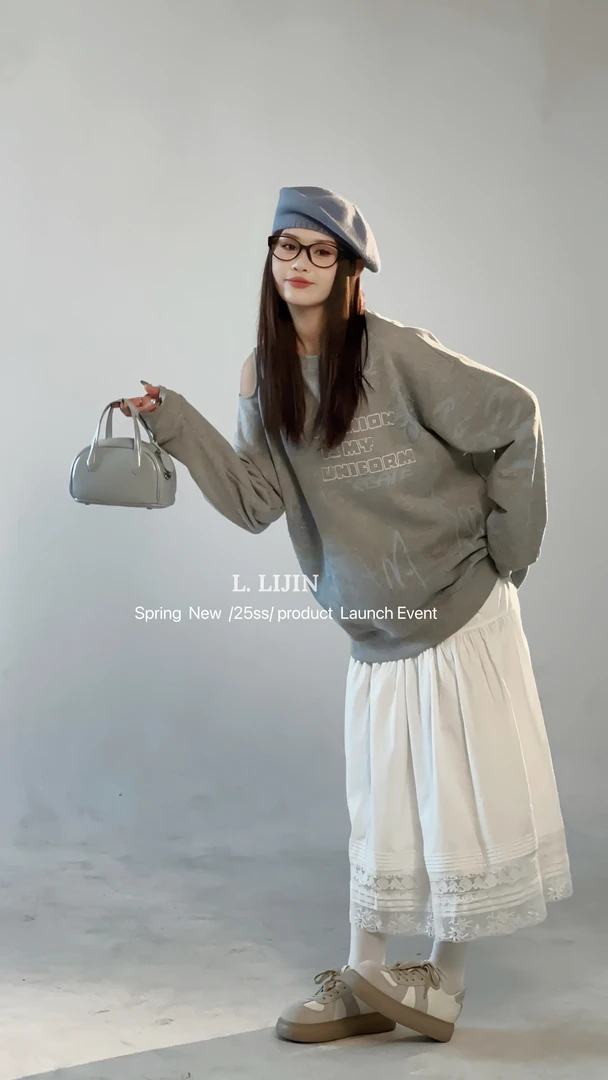 洛俪金2025早春新款卫衣