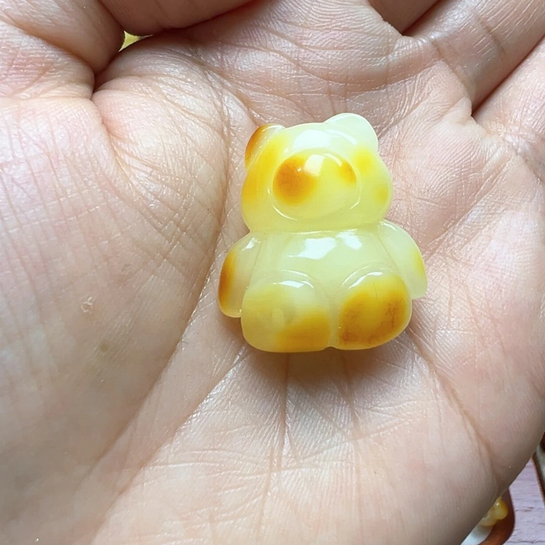 琥珀吊坠(不含链)未镶嵌天****者