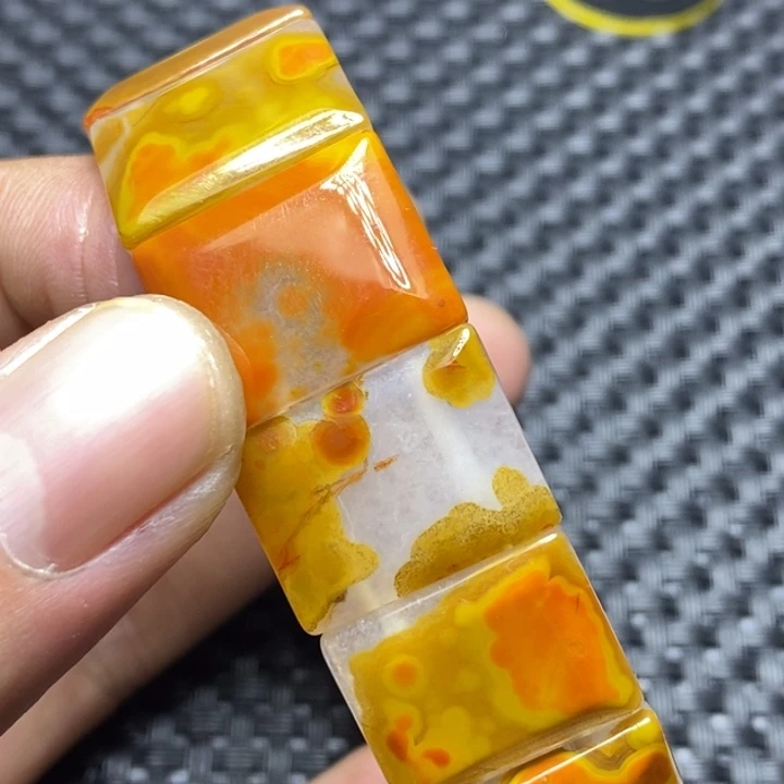 珍***生玛瑙/玉髓未镶嵌1