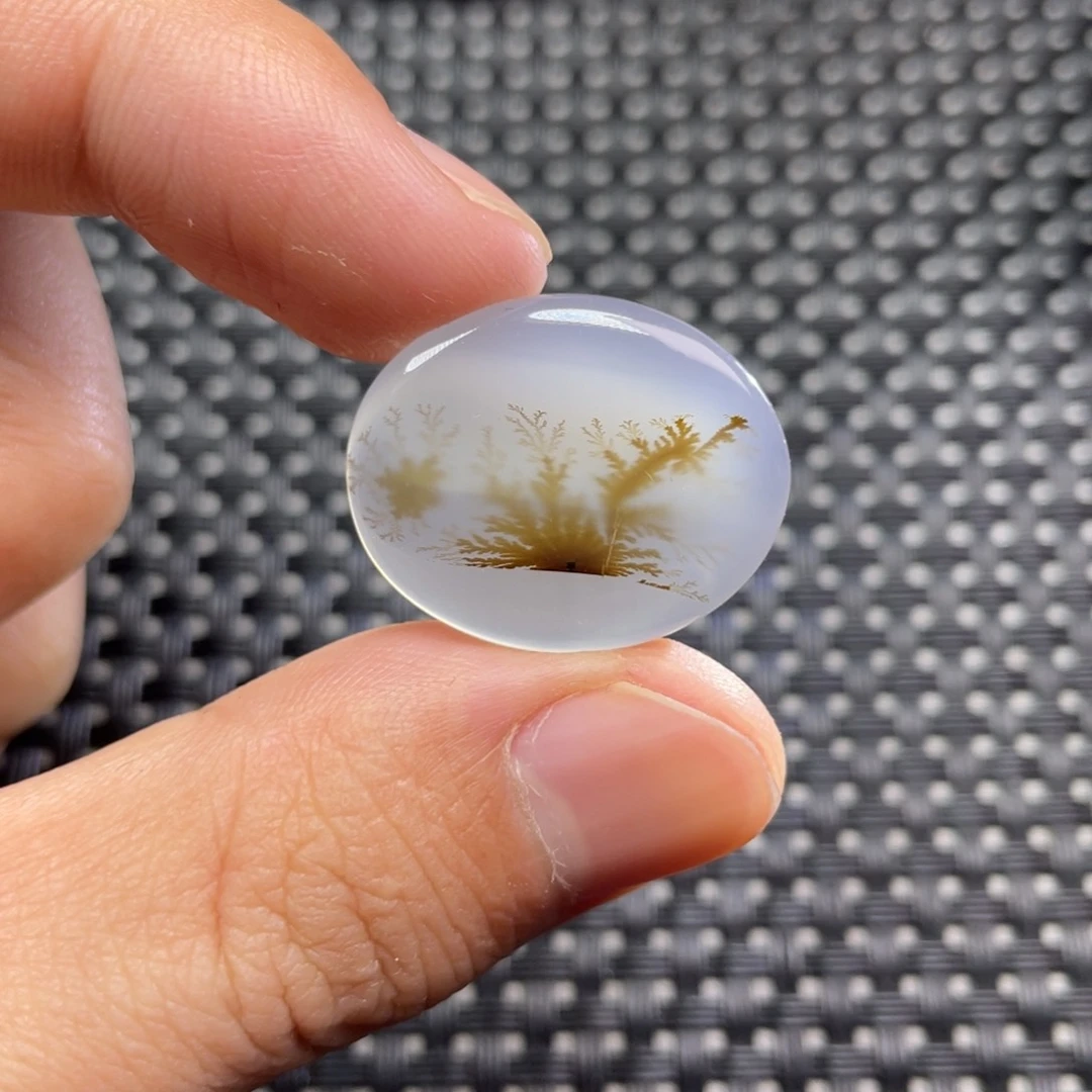 未镶嵌颈饰玛瑙/玉髓境*