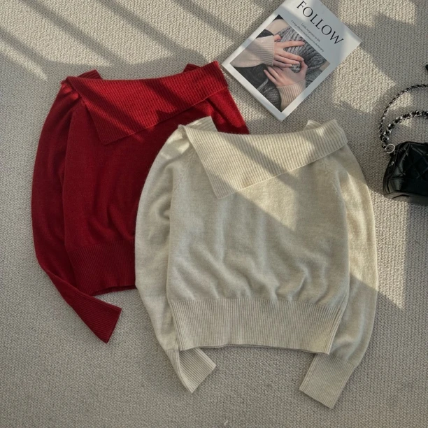 ［巧巧定制］新韩版百搭修身显瘦时尚不规则翻领一字肩针织长袖8102