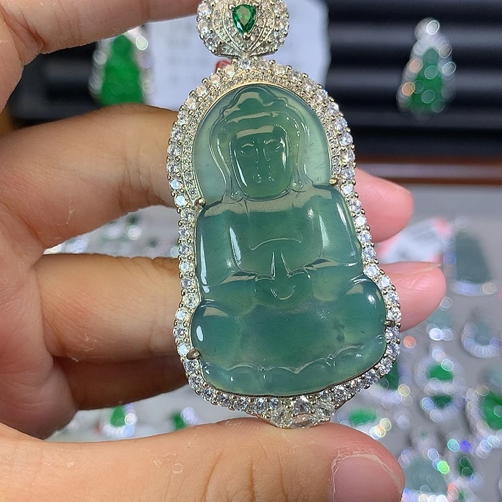 翡翠未镶嵌颈饰吊坠