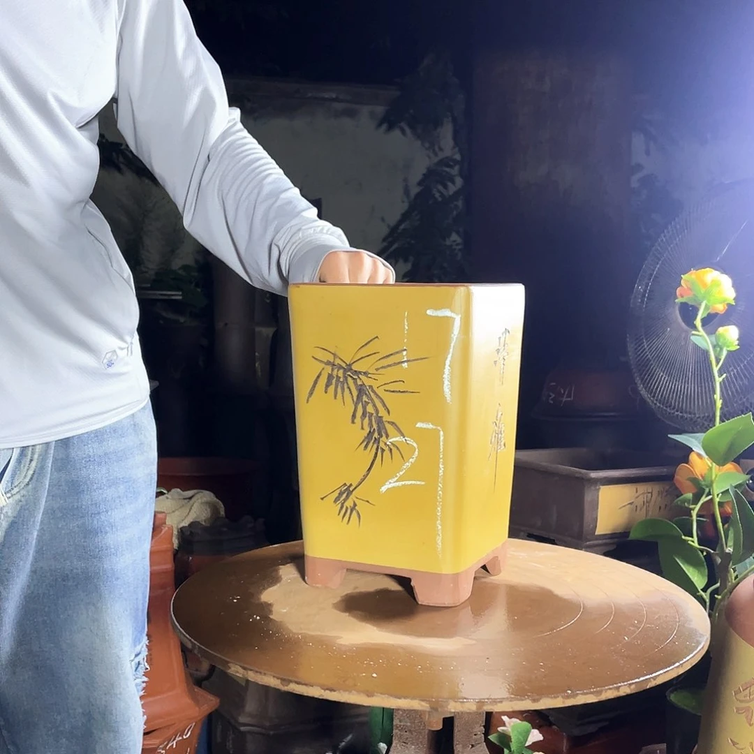 宜兴紫砂花盆17黄高四方