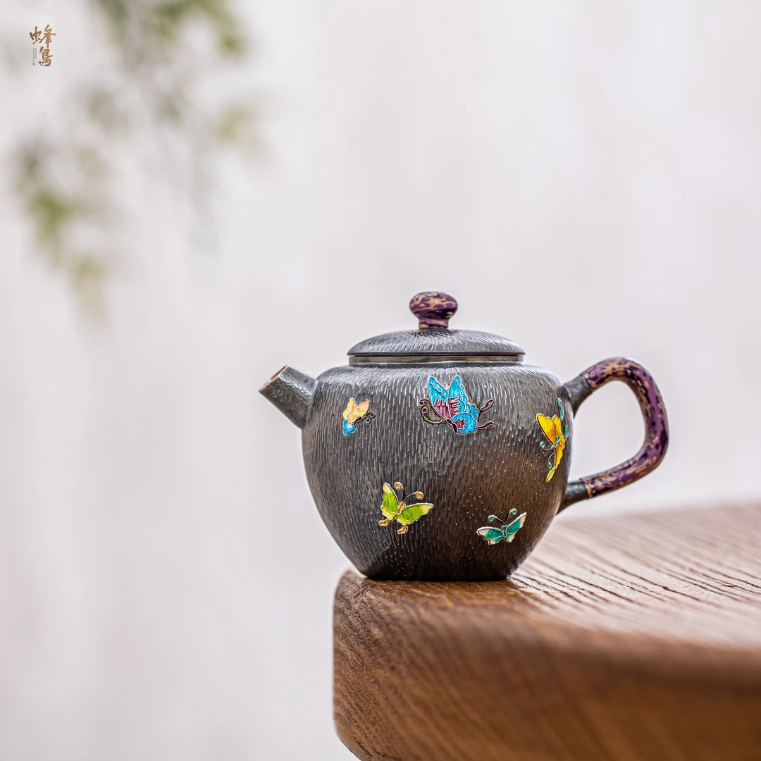 蜂鸟工坊 出口 漆把漆钮拉丝蝴蝶锤纹小壶 FNN2477