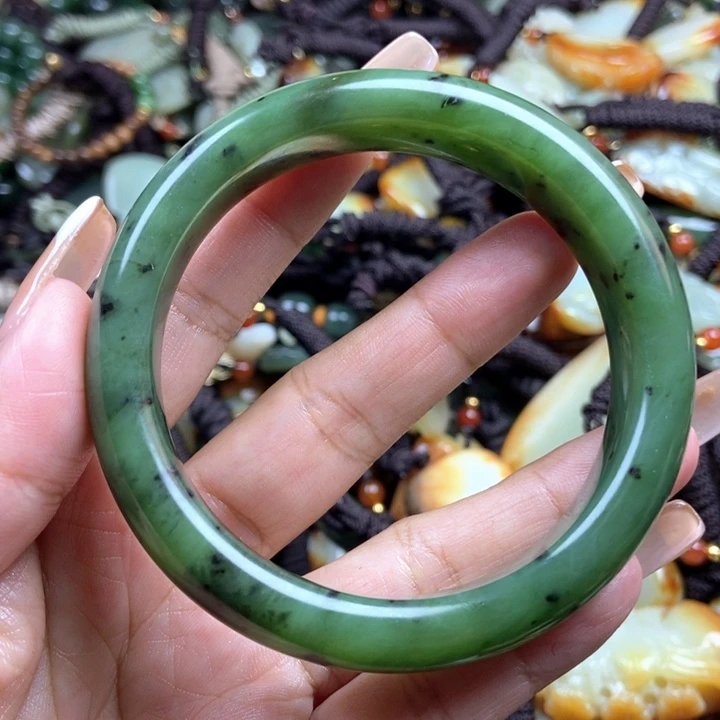 和田玉颈饰未镶嵌59