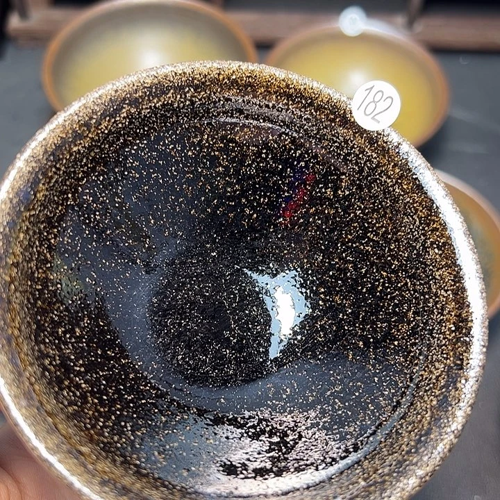 茶盏茶盏哈哈哈哈哈