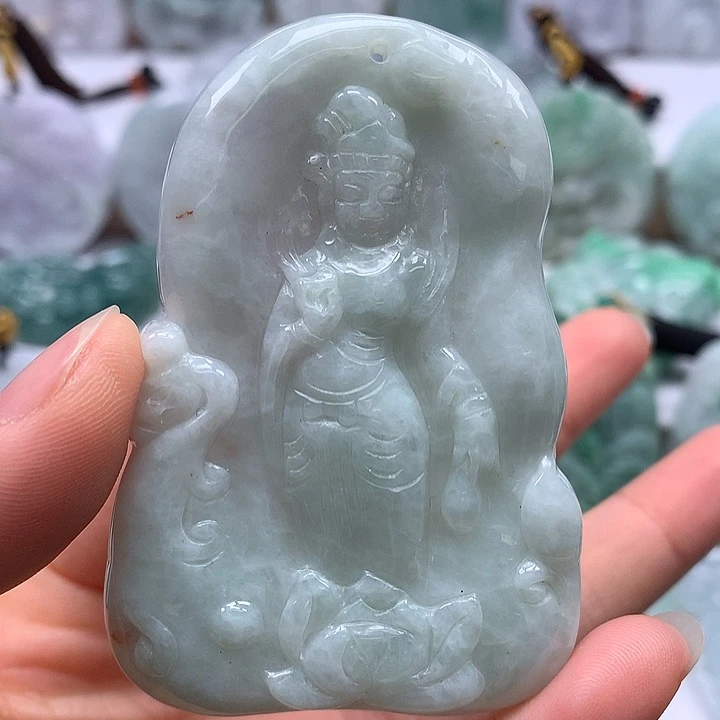 翡翠未镶嵌颈饰观音福利