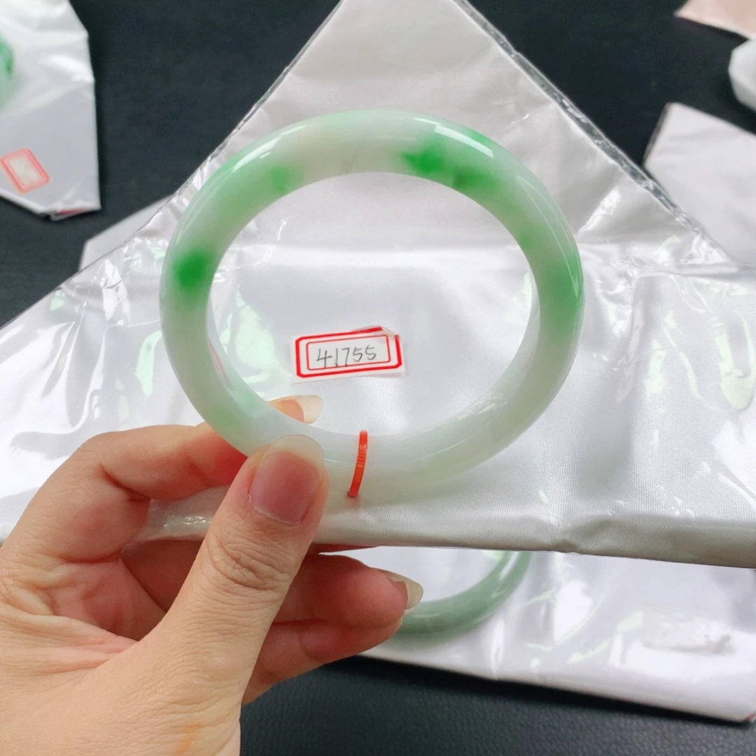 未镶嵌手镯翡翠03