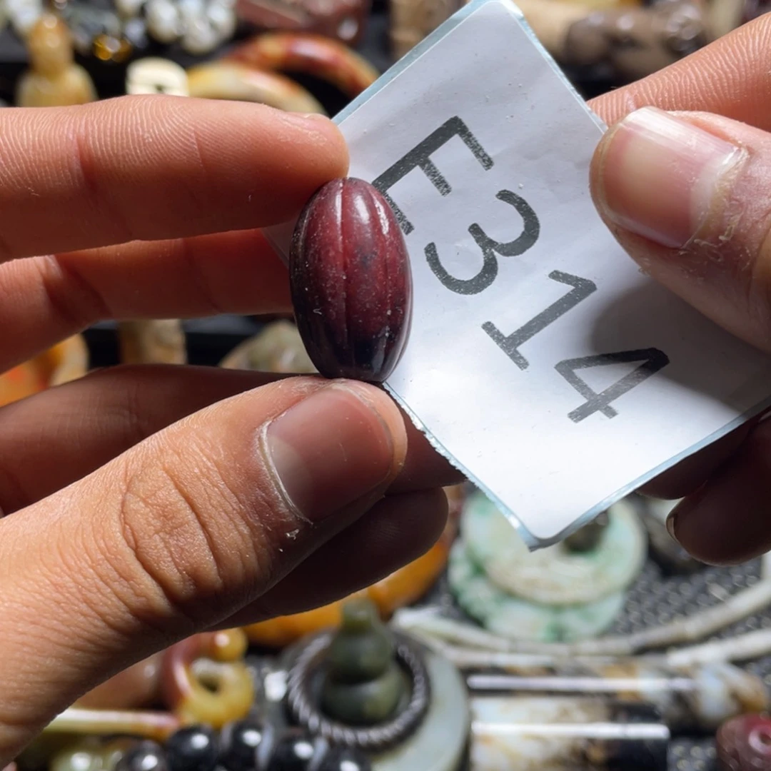 和田玉（糖玉）挂件未镶嵌