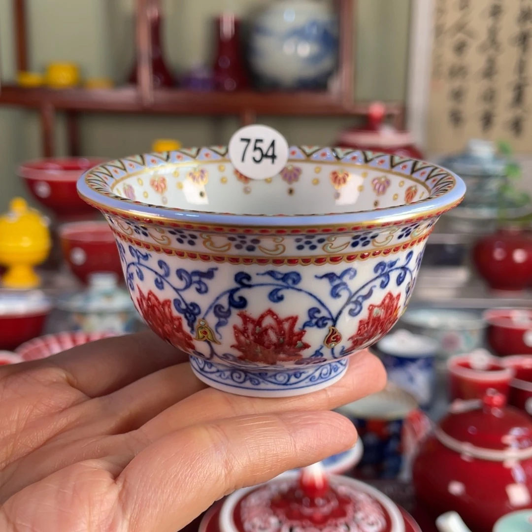 清欢雅玩柴窑青花釉里红珐琅彩小压手杯