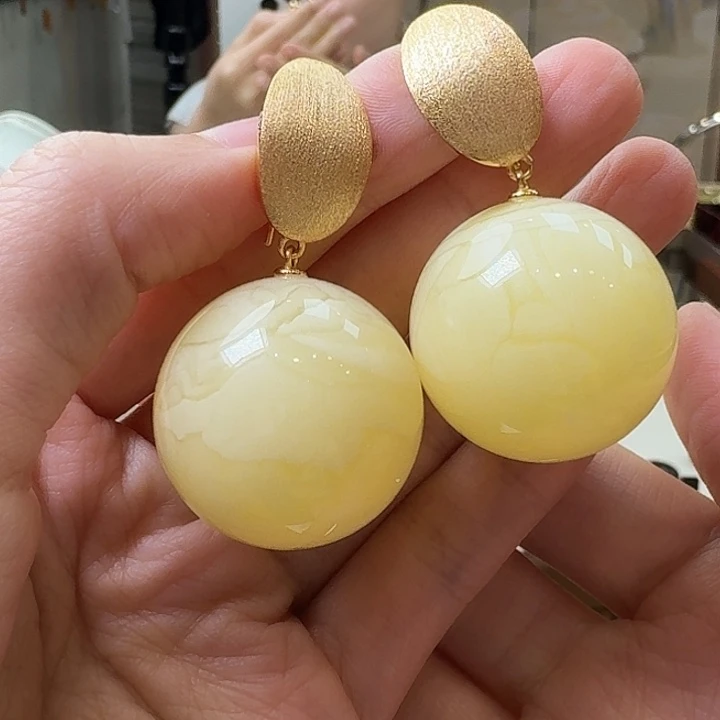 琥珀未镶嵌颈饰耳坠