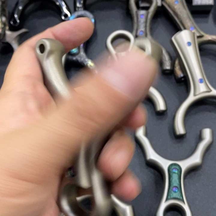 用***290不锈钢叉角羚带卡球