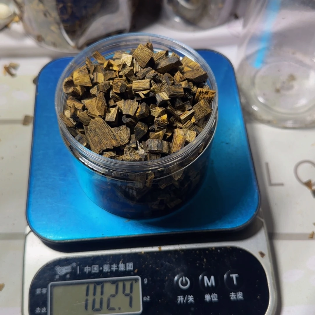 沉香沉香碎屑香霸米粒102克