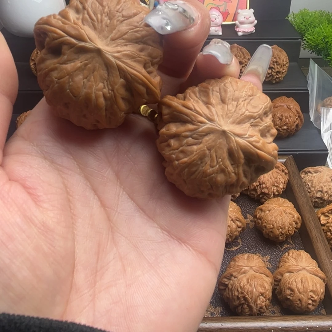 酸***文玩核桃吊坠铁锤