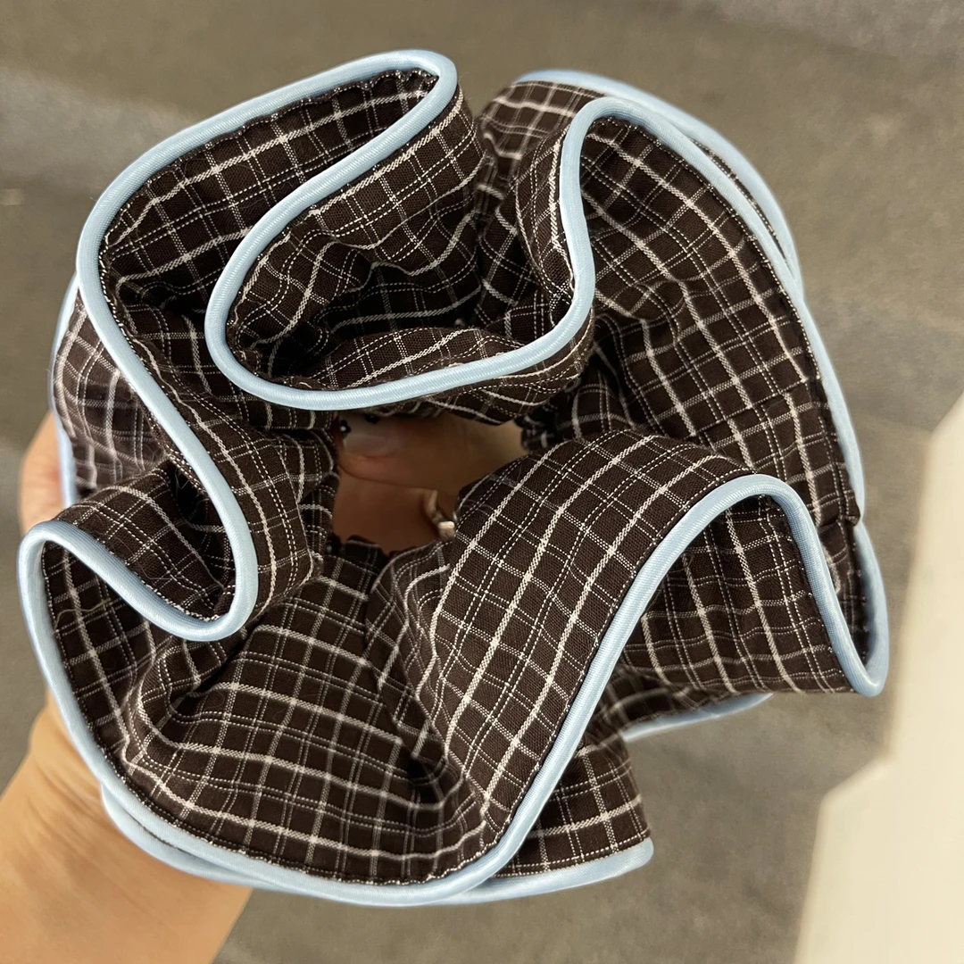 新品 咖色格子大肠发圈