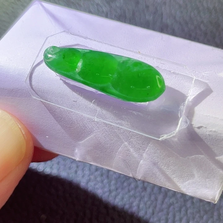 未镶嵌定制翡翠翡翠