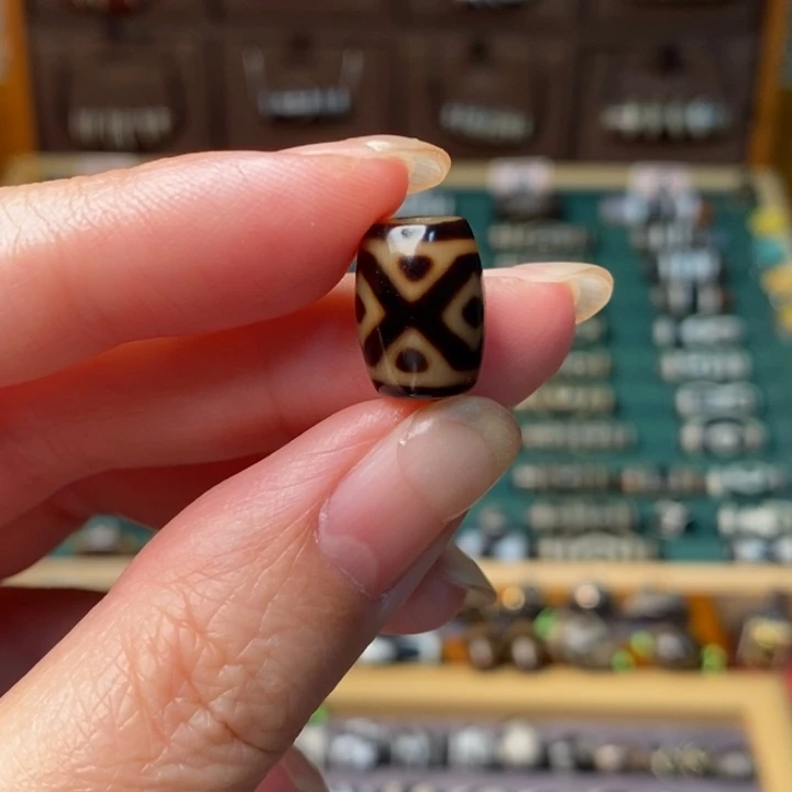 未镶嵌玛瑙/玉髓珠宝半成品